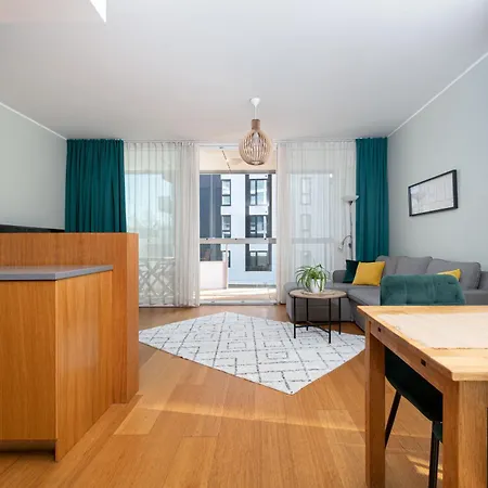 3-bedroom With Sauna And Balcony Apartman